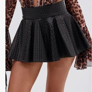 Woven faux leather Mini Skirt